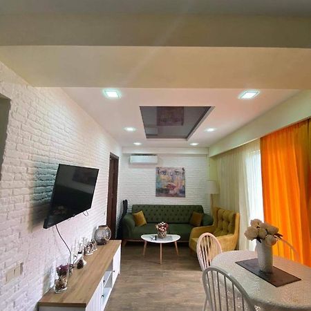 Apartament Victoria Apartment Tbilisi Luaran gambar