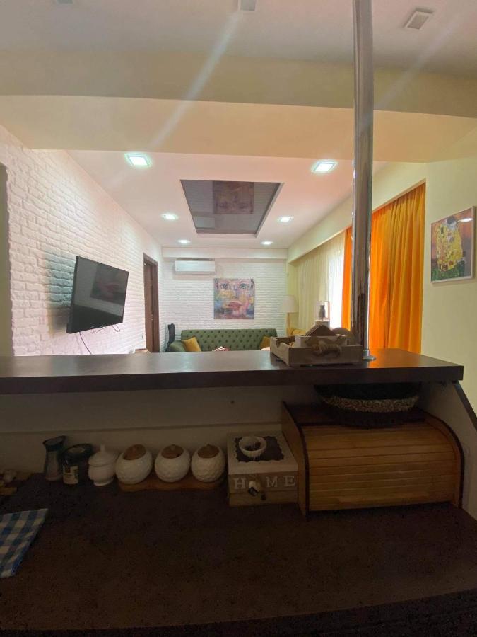 Apartament Victoria Apartment Tbilisi Luaran gambar