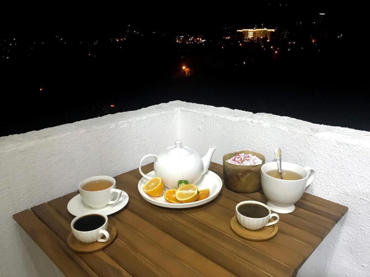 Apartament Victoria Apartment Tbilisi Luaran gambar