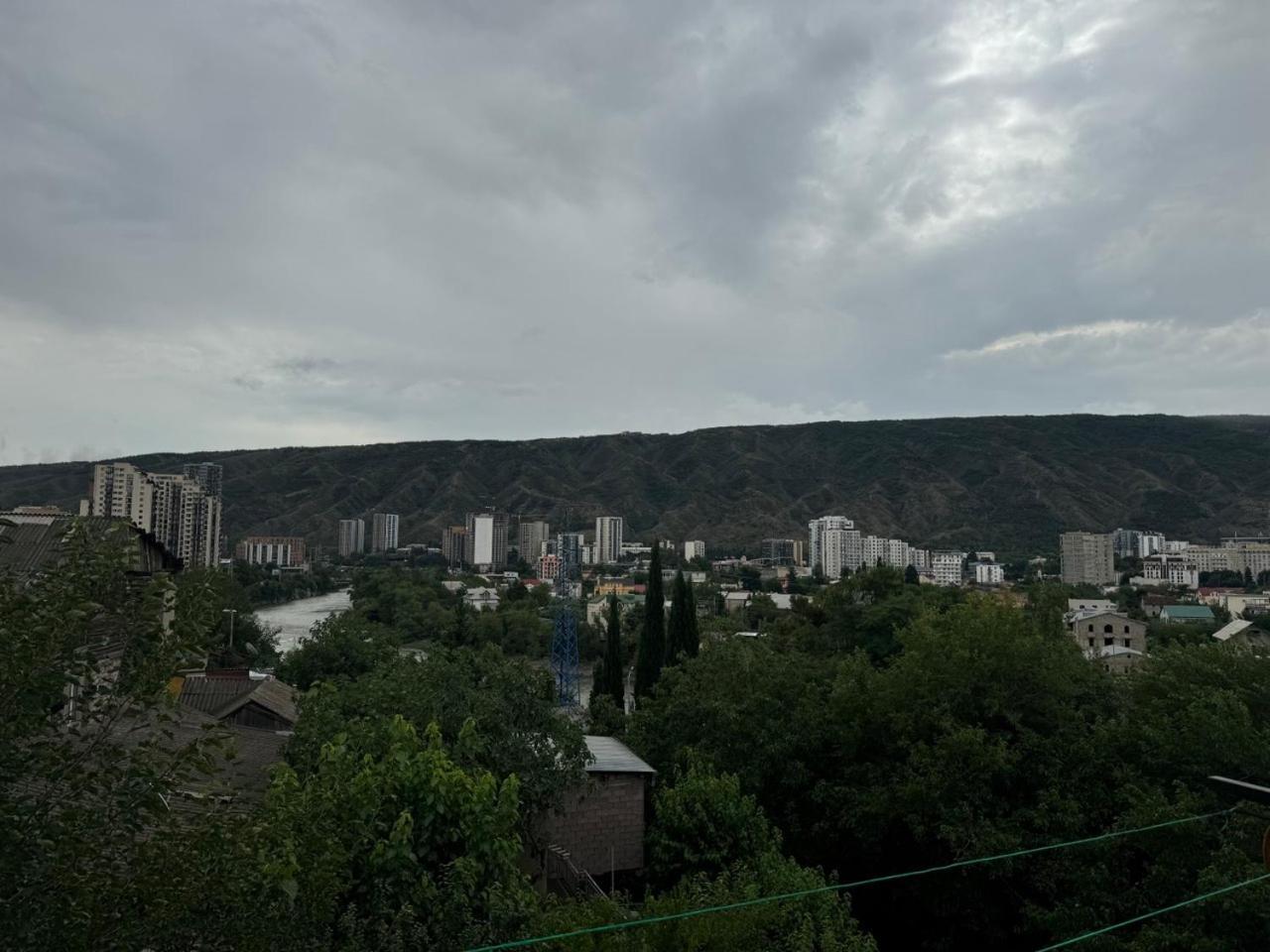 Apartament Victoria Apartment Tbilisi Luaran gambar